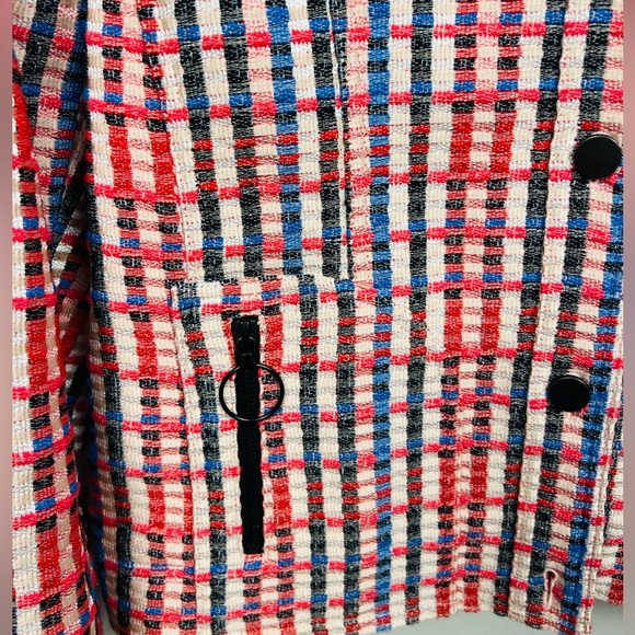 Akris Punto Tweed Plaid Jacket · Boxy Tailored Silhouette - Picture 5 of 16